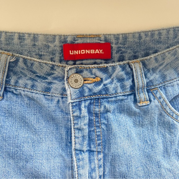 Vintage UnionBay denim shorts - Picture 9 of 9